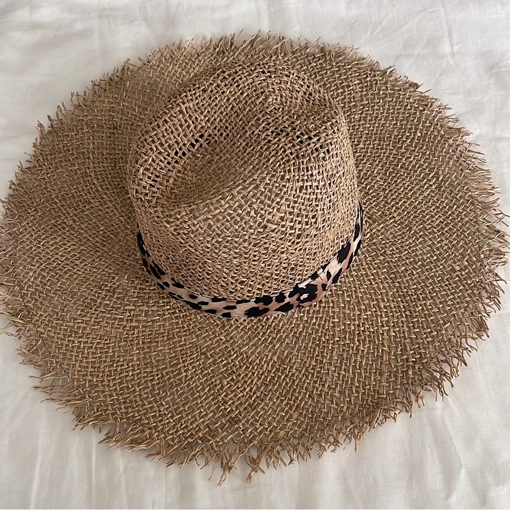 Express hat